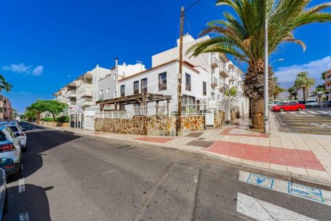 Gewerbeimmobilien in Guia de Isora, Tenerife, Spanien 5 Schlafzimmer, 368 m2 Nr. 111085