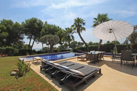 Villa in Moraira, Alicante, Spain 5 bedrooms, 489 sq.m. No. 98560