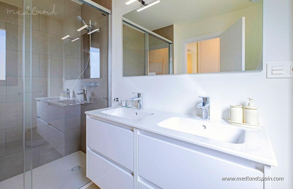 Apartment à Casares, Malaga, Espagne 2 chambres, 88 m2 No. 104810