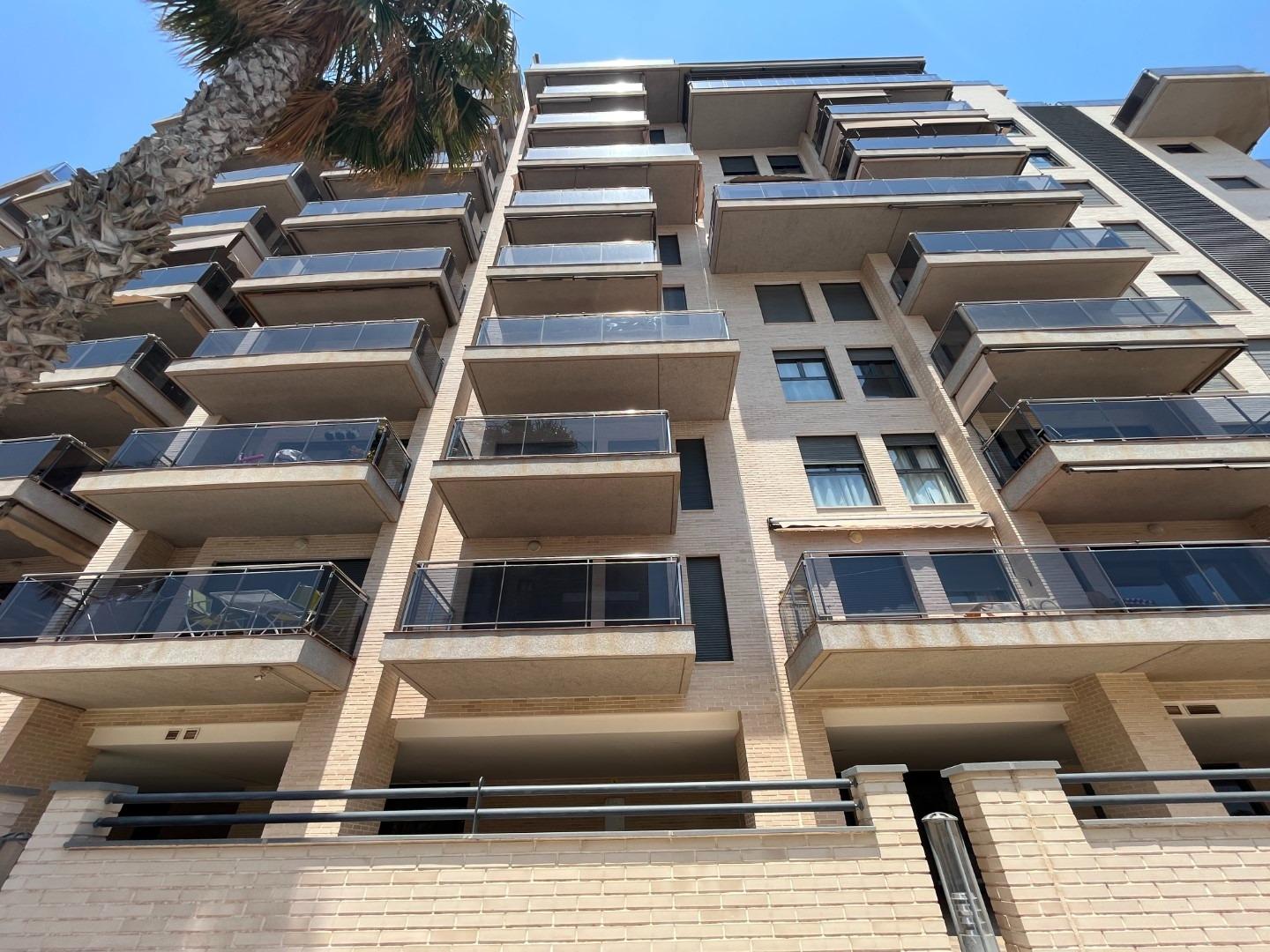 Apartment in Alicante, Spain 2 bedrooms, 94 sq.m. No. 100611
