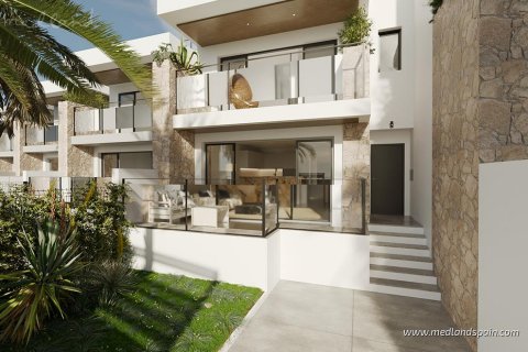 Radhus i Alicante, Spanien 3 sovrum, 154 kvm. Nr. 104846