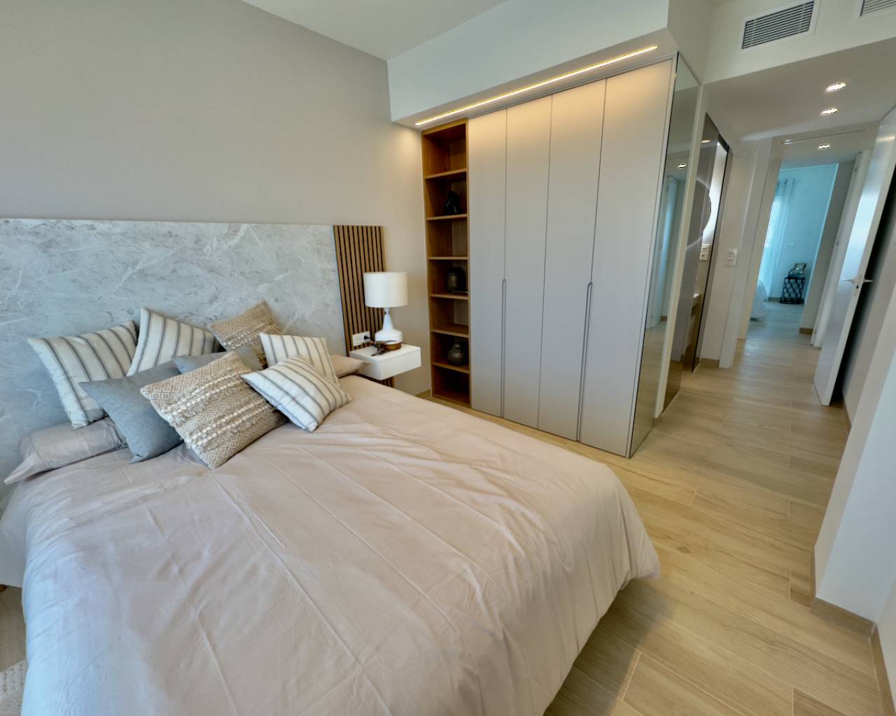 Apartament w Guardamar del Segura, Alicante, Hiszpania 2 sypialnie, 80 mkw. nr 92929