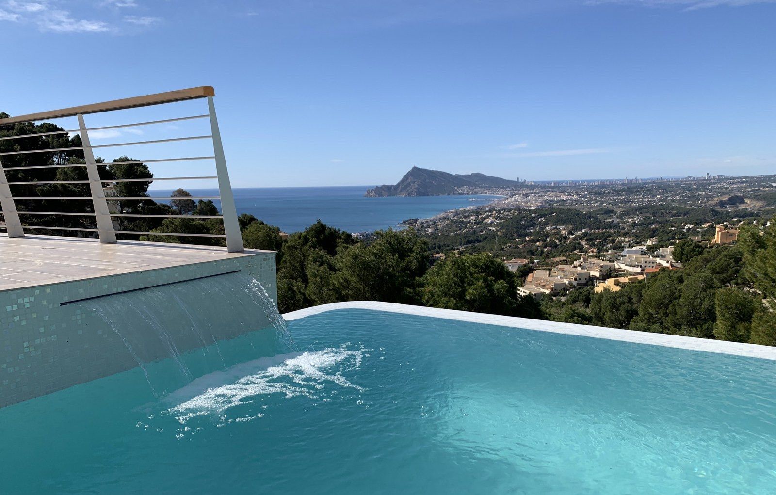 Villa in Altea, Alicante, Spanien 3 Schlafzimmer, 360 m2 Nr. 95578