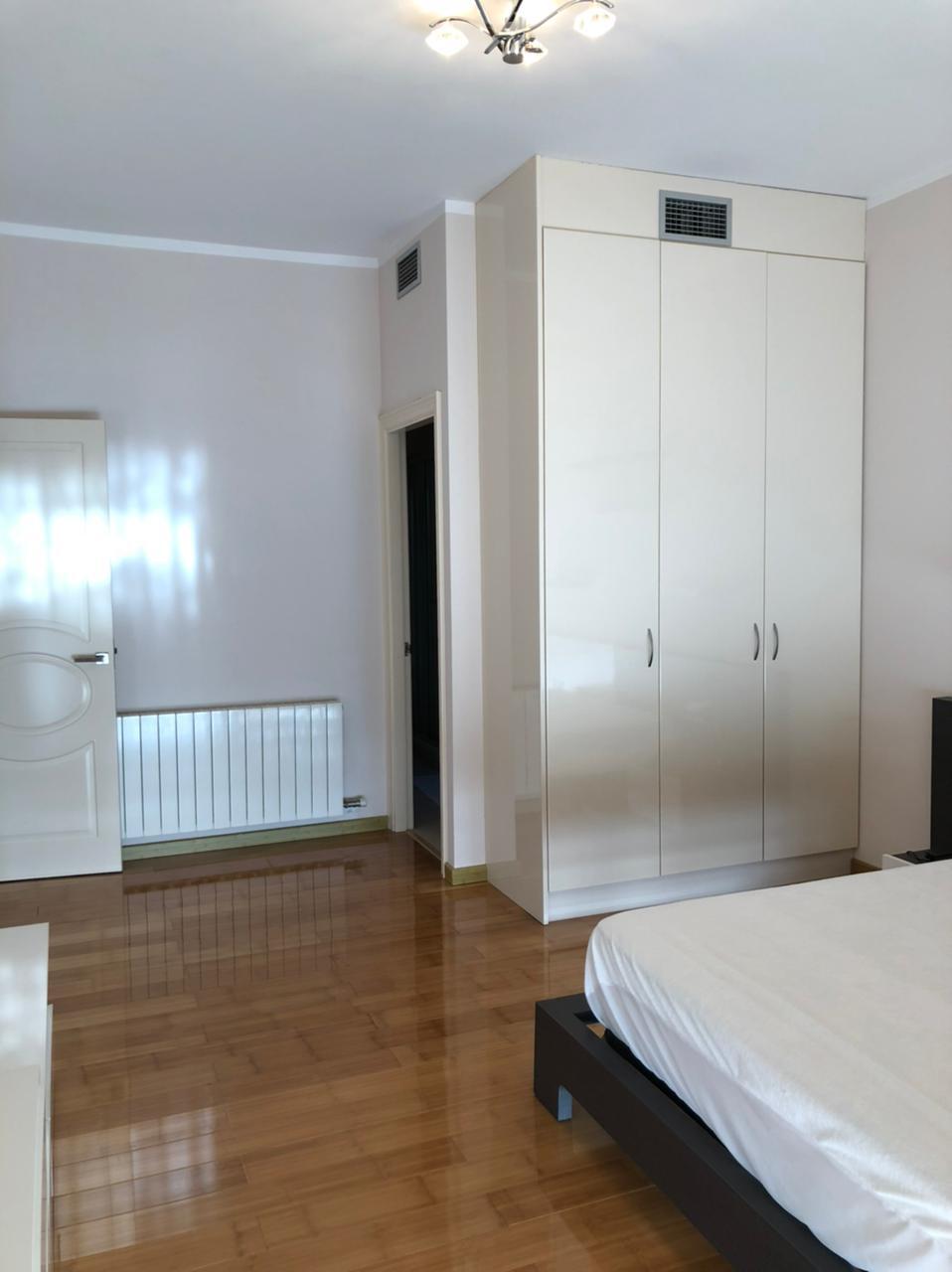 Hus i Lloret de Mar, Girona, Spanien 4 sovrum, 330 kvm. Nr. 23016