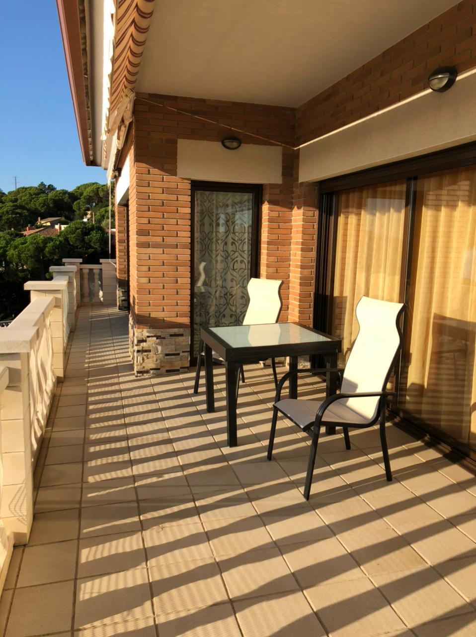 Hus i Lloret de Mar, Girona, Spanien 4 sovrum, 330 kvm. Nr. 23016
