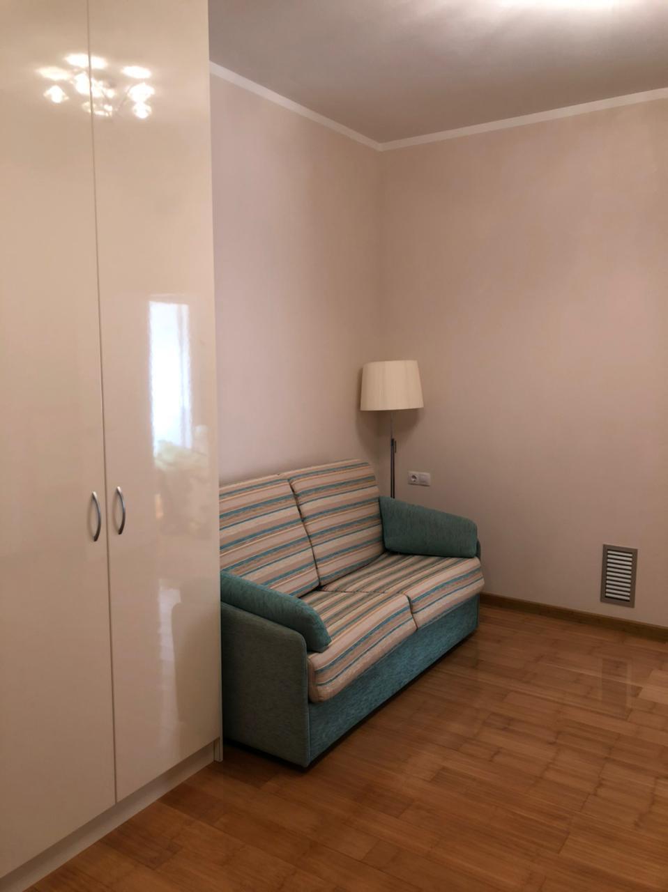 Hus i Lloret de Mar, Girona, Spanien 4 sovrum, 330 kvm. Nr. 23016