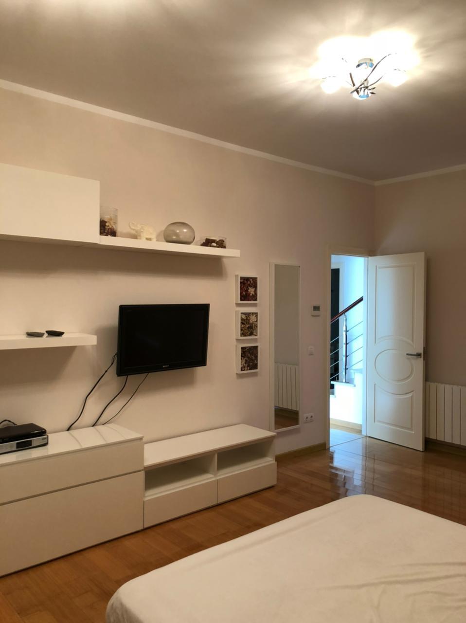 Hus i Lloret de Mar, Girona, Spanien 4 sovrum, 330 kvm. Nr. 23016