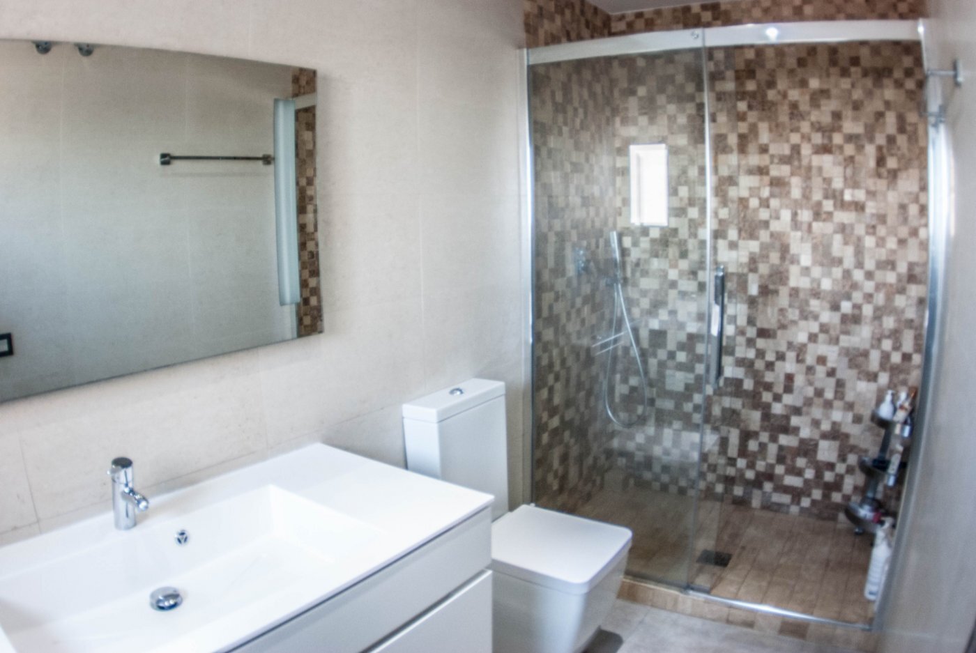 Casa a Lloret de Mar, Girona, Spagna 4 camere da letto, 584 mq. N° 22971