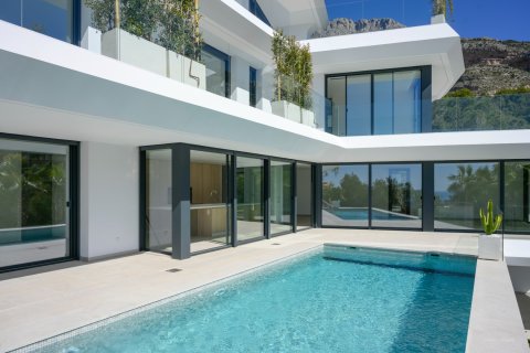 Villa in Altea, Alicante, Spain 4 bedrooms, 610 sq.m. No. 84237