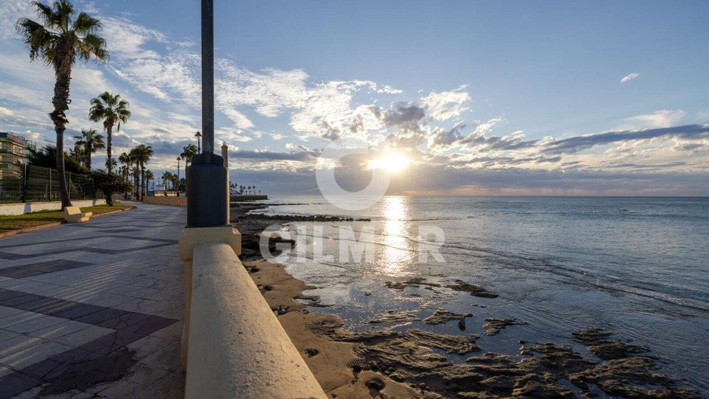 Apartamento en Chipiona, Cádiz, España 2 dormitorios, 152 m2 No. 106159