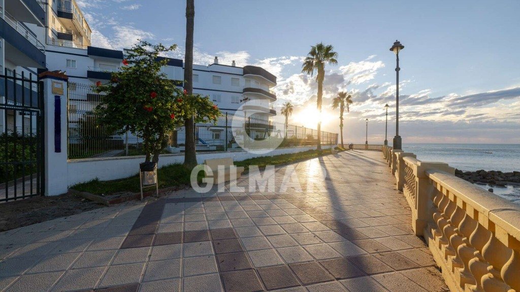 Apartamento en Chipiona, Cádiz, España 2 dormitorios, 152 m2 No. 106159