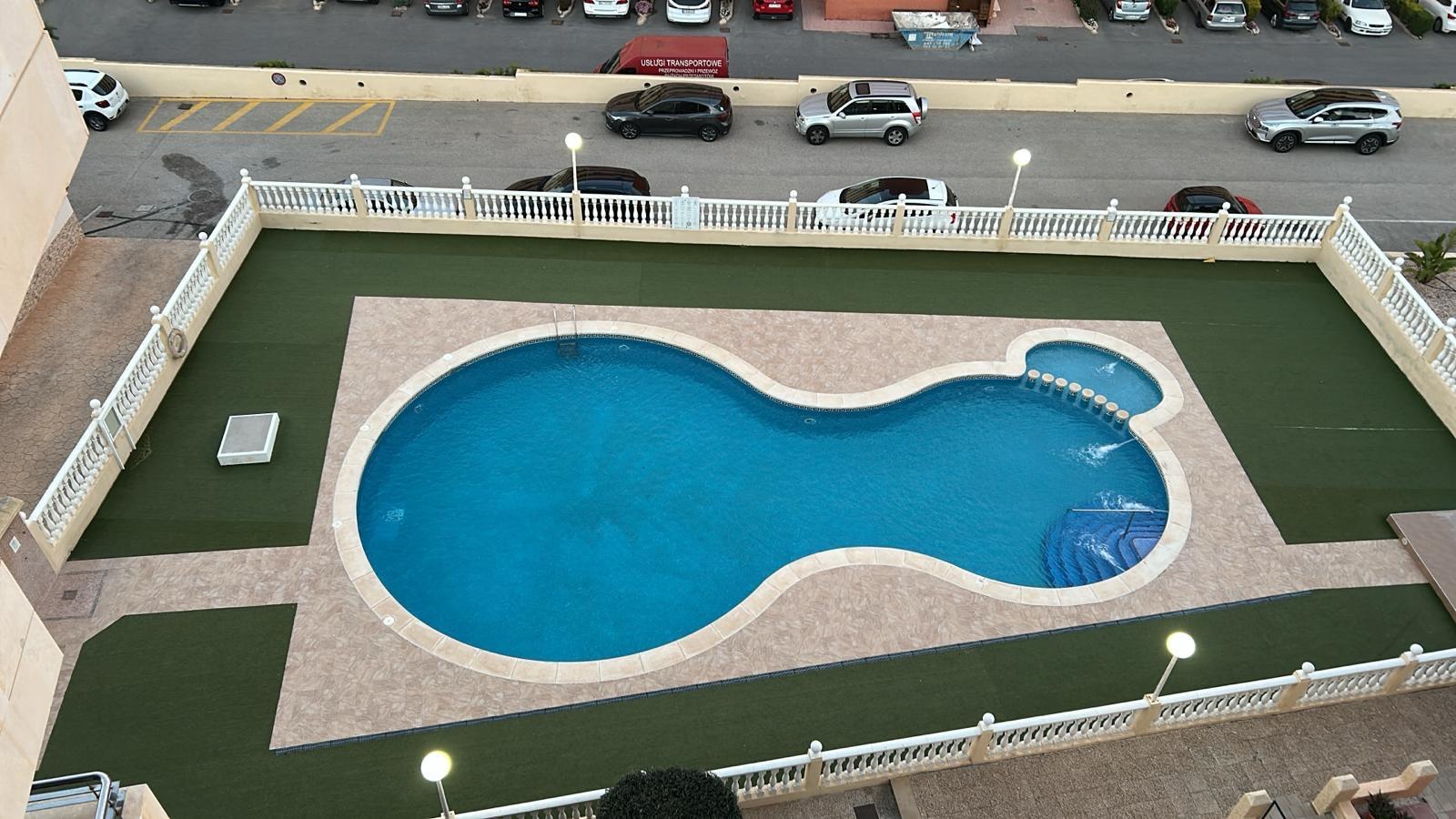 Apartment à Torrevieja, Alicante, Espagne 2 chambres, 132 m2 No. 115782
