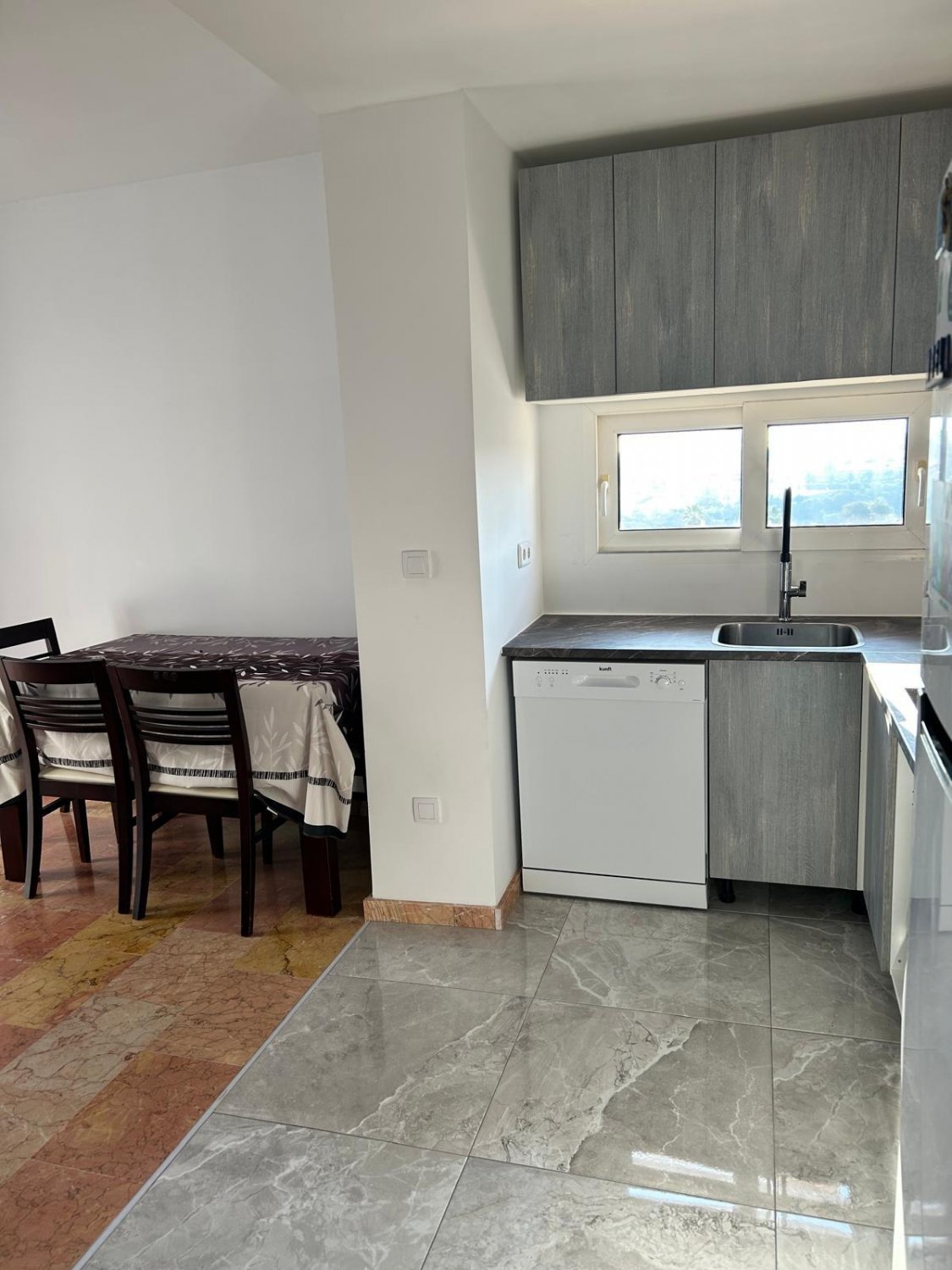 Apartment à Torrevieja, Alicante, Espagne 2 chambres, 132 m2 No. 115782