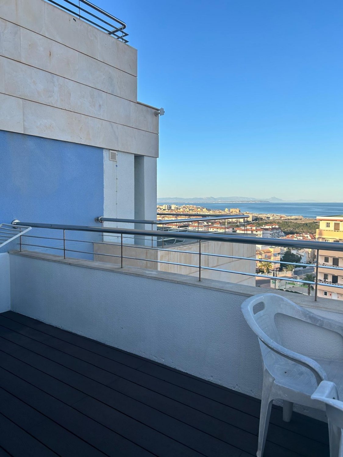 Apartment à Torrevieja, Alicante, Espagne 2 chambres, 132 m2 No. 115782