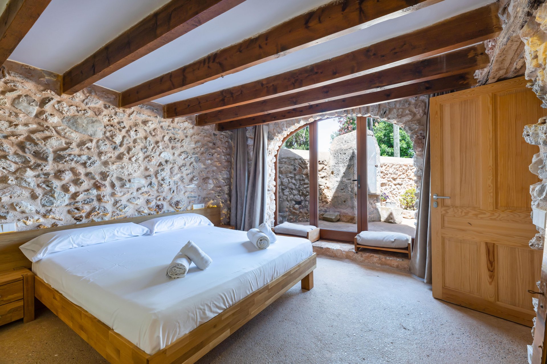 Finca in Sencelles, Mallorca, Spain 4 bedrooms, 418 sq.m. No. 84700