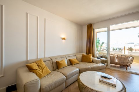 Penthouse in Madrid, Spain 2 bedrooms, 165 sq.m. No. 99891