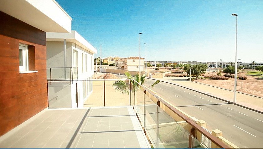 Villa en Gran Alacant, Alicante, España 4 dormitorios, 192 m2 No. 103702