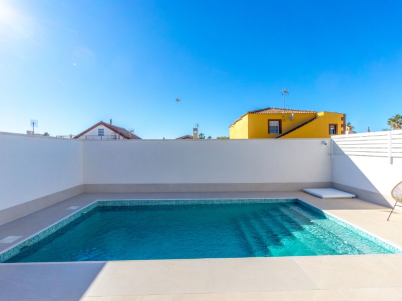 Willa w Torrevieja, Alicante, Hiszpania 3 sypialnie,  nr 115187