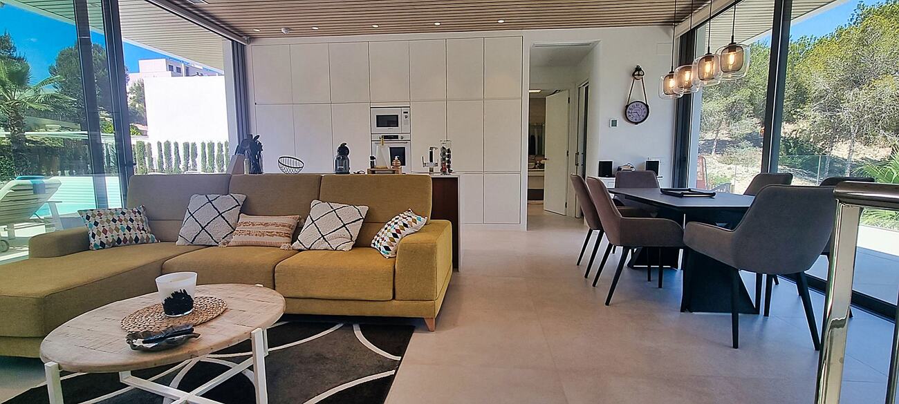 Villa in Pinar De Campoverde, Alicante, Spain 4 bedrooms,  No. 115195