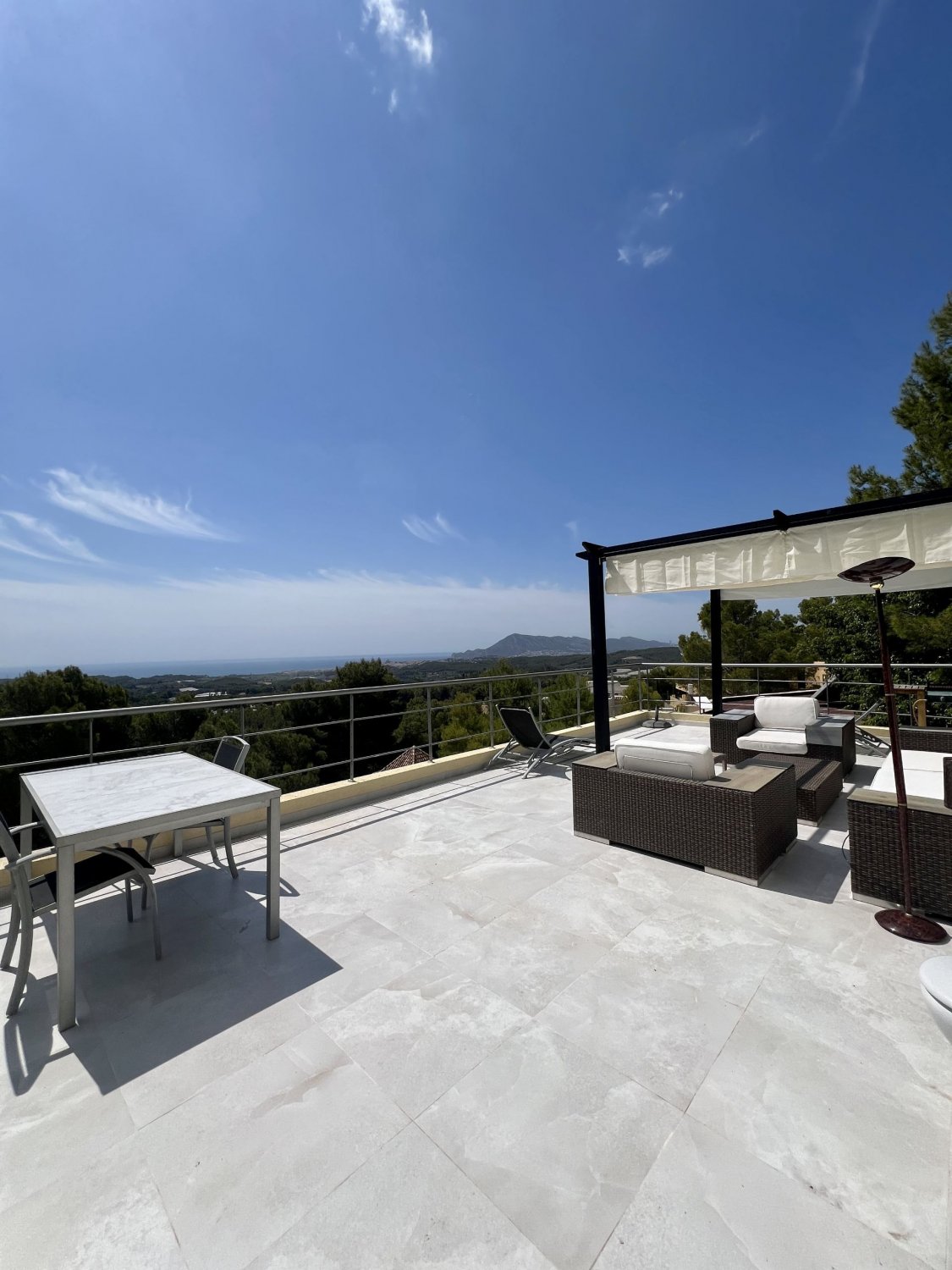 Villa in Altea, Alicante, Spain 4 bedrooms, 700 sq.m. No. 101807