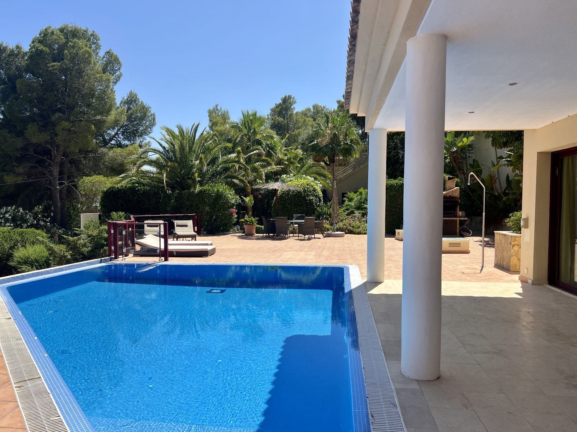 Villa in Altea, Alicante, Spain 4 bedrooms, 700 sq.m. No. 101807