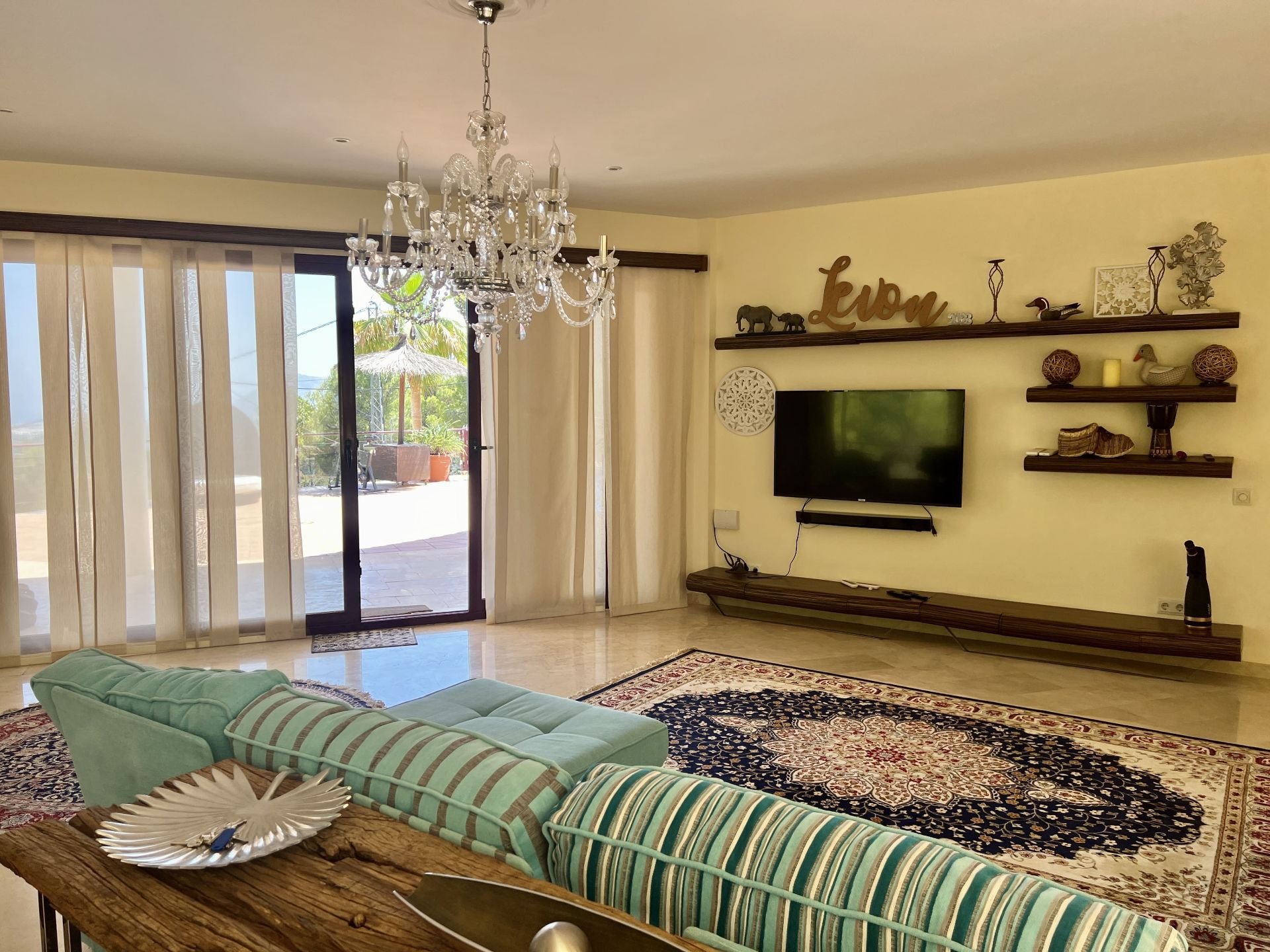 Villa in Altea, Alicante, Spain 4 bedrooms, 700 sq.m. No. 101807