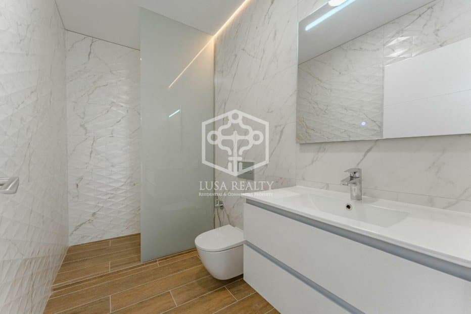 Villa i Adeje, Tenerife, Spanien 4 sovrum, 391 kvm. Nr. 97000