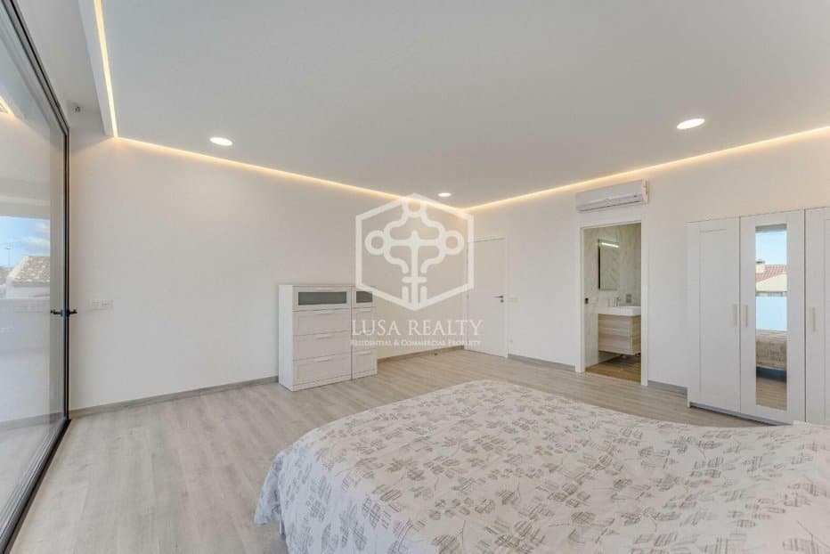 Villa i Adeje, Tenerife, Spanien 4 sovrum, 391 kvm. Nr. 97000