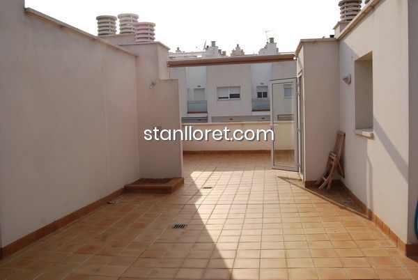 Appartamento a Lloret de Mar, Girona, Spagna 4 camere da letto, 264 mq. N° 104042