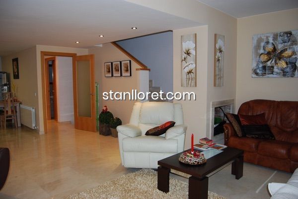 Appartamento a Lloret de Mar, Girona, Spagna 4 camere da letto, 264 mq. N° 104042