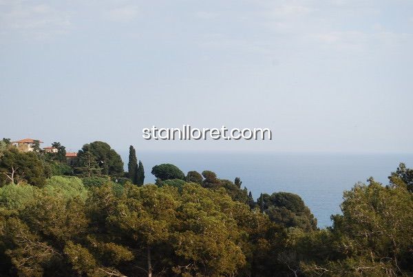 Appartamento a Lloret de Mar, Girona, Spagna 4 camere da letto, 264 mq. N° 104042