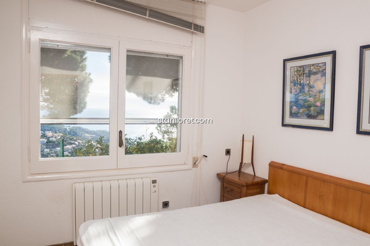 Villa à Lloret de Mar, Girona, Espagne 5 chambres, 300 m2 No. 104037