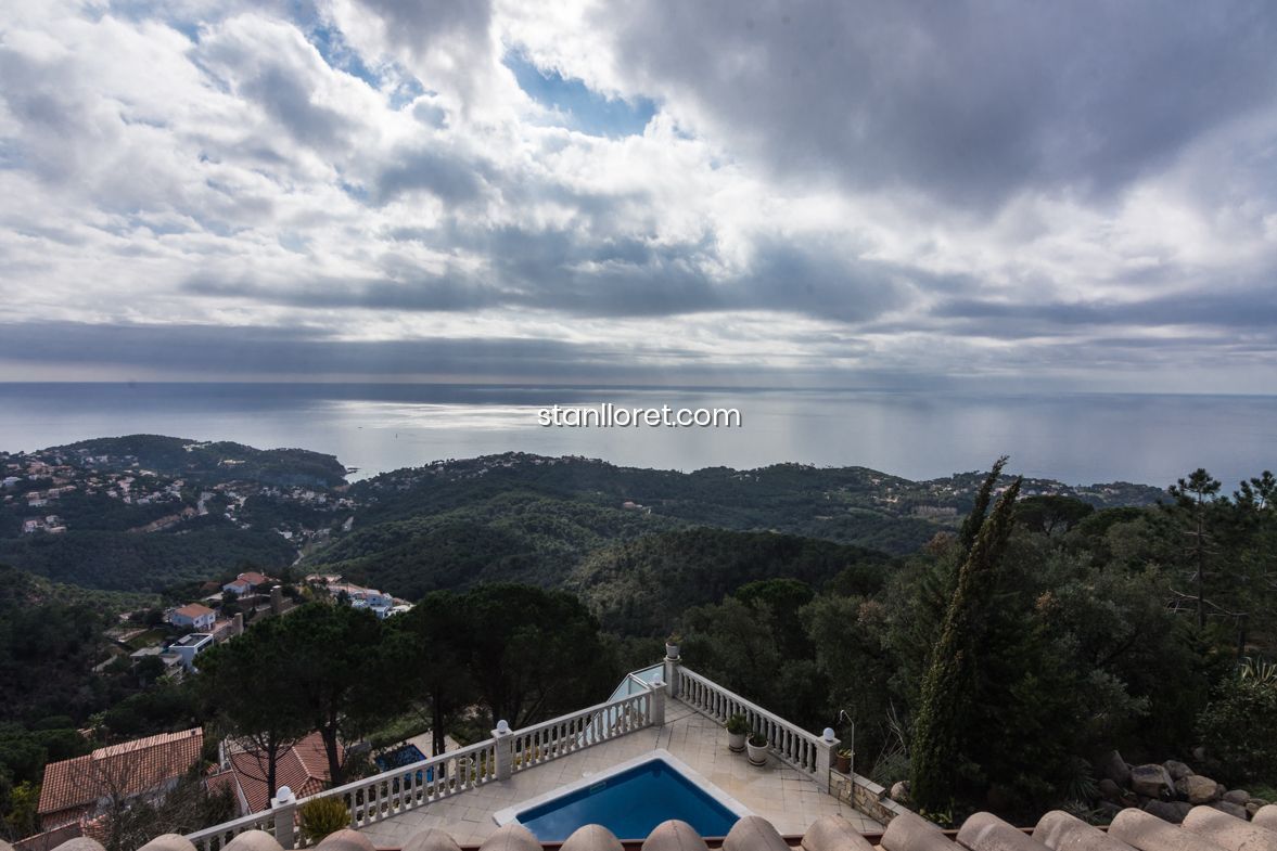 Willa w Lloret de Mar, Girona, Hiszpania 4 sypialnie, 309 mkw. nr 104040