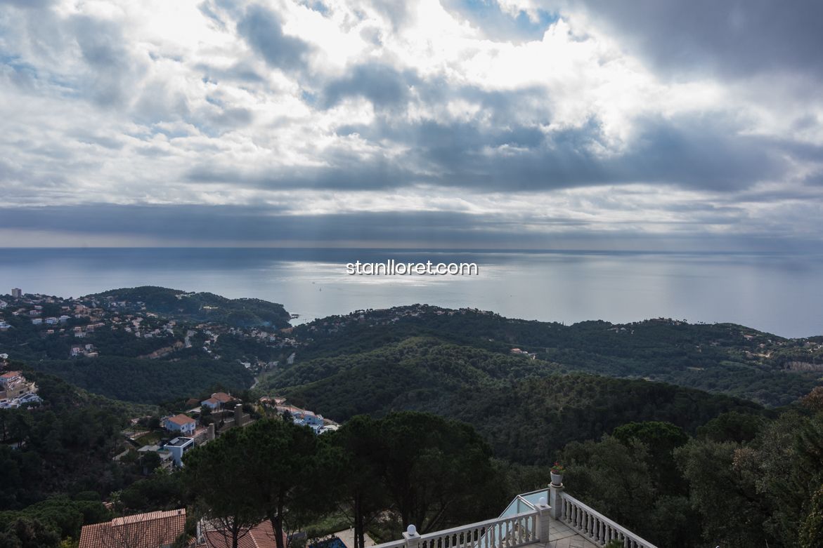 Willa w Lloret de Mar, Girona, Hiszpania 4 sypialnie, 309 mkw. nr 104040