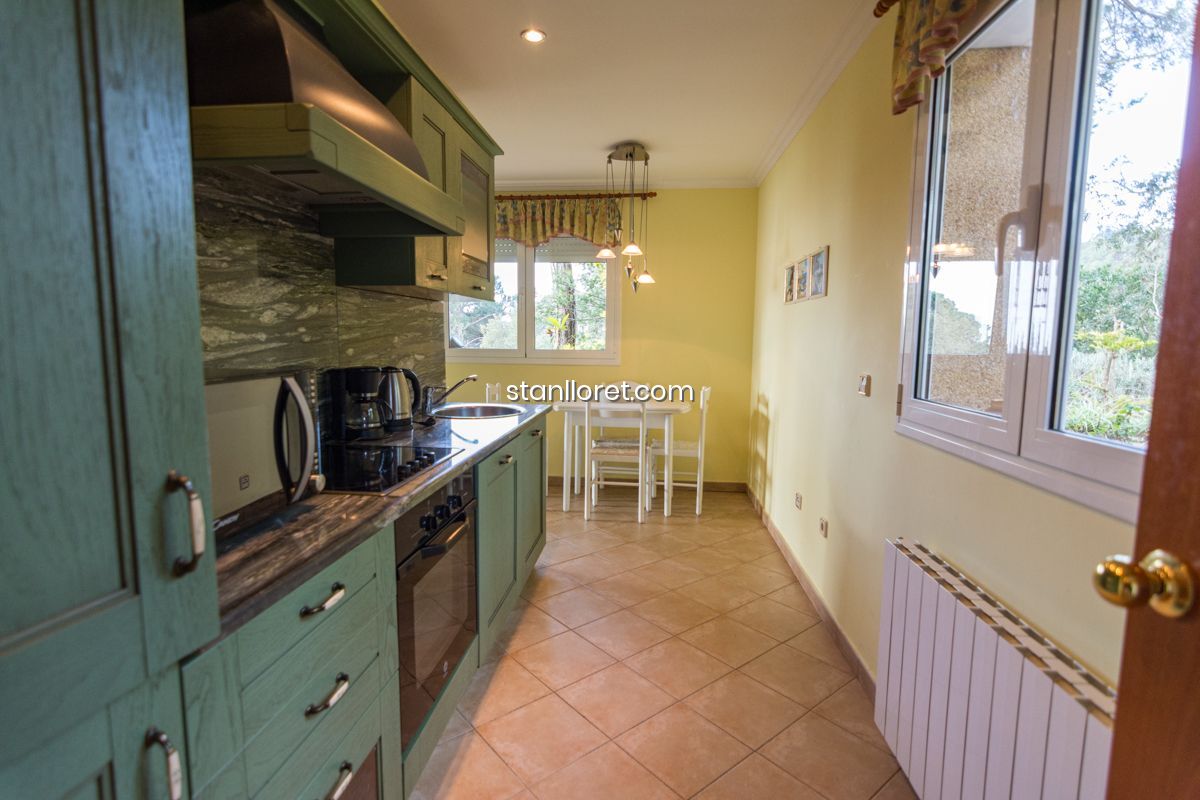 Willa w Lloret de Mar, Girona, Hiszpania 4 sypialnie, 309 mkw. nr 104040
