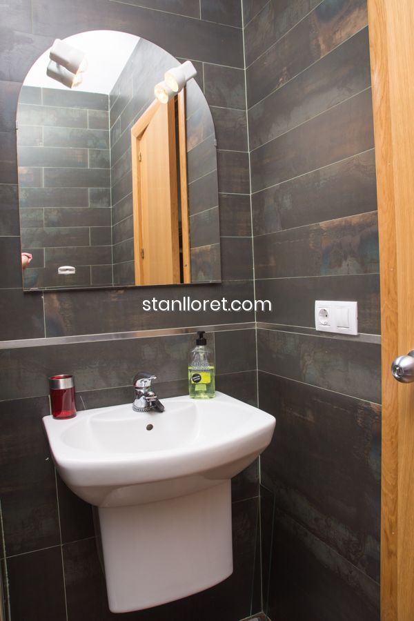 Villa i Lloret de Mar, Girona, Spanien 4 sovrum, 223 kvm. Nr. 104038