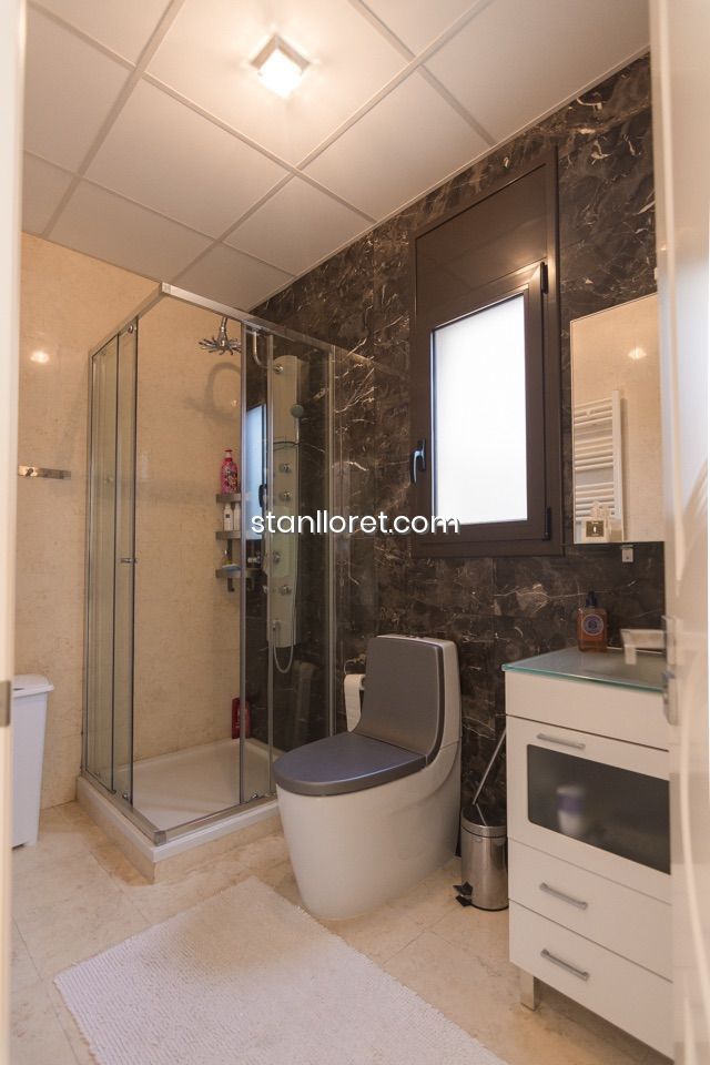Willa w Lloret de Mar, Girona, Hiszpania 4 sypialnie, 330 mkw. nr 104041