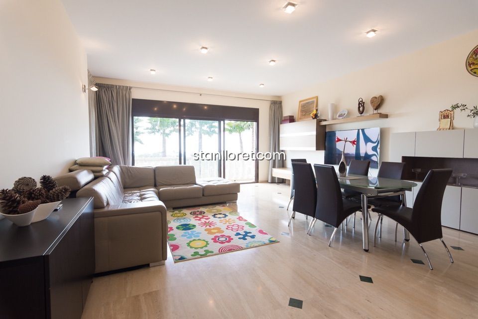 Willa w Lloret de Mar, Girona, Hiszpania 4 sypialnie, 330 mkw. nr 104041