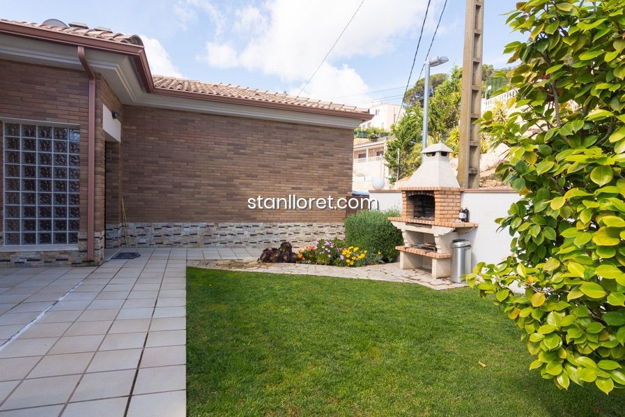 Willa w Lloret de Mar, Girona, Hiszpania 4 sypialnie, 330 mkw. nr 104041