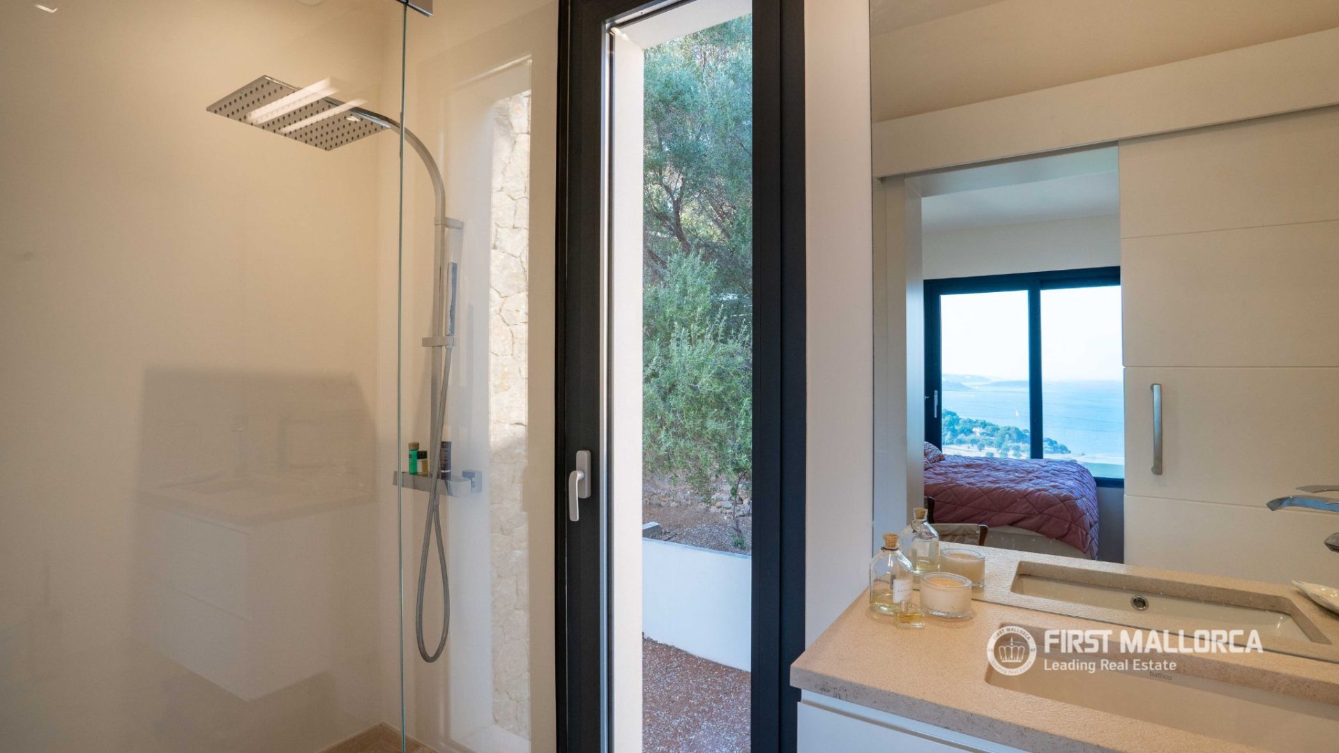 Villa in Mallorca, Spanien 4 Schlafzimmer, 400 m2 Nr. 32773