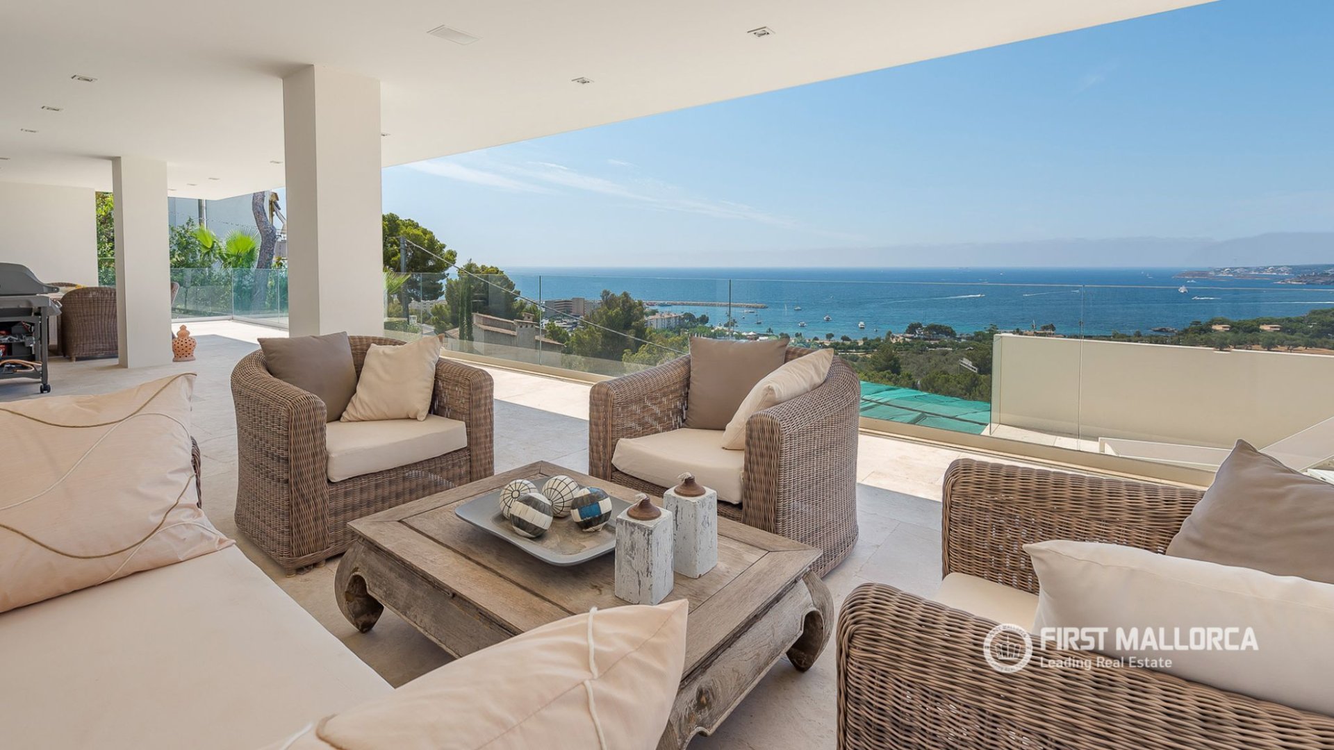 Villa in Mallorca, Spanien 4 Schlafzimmer, 400 m2 Nr. 32773