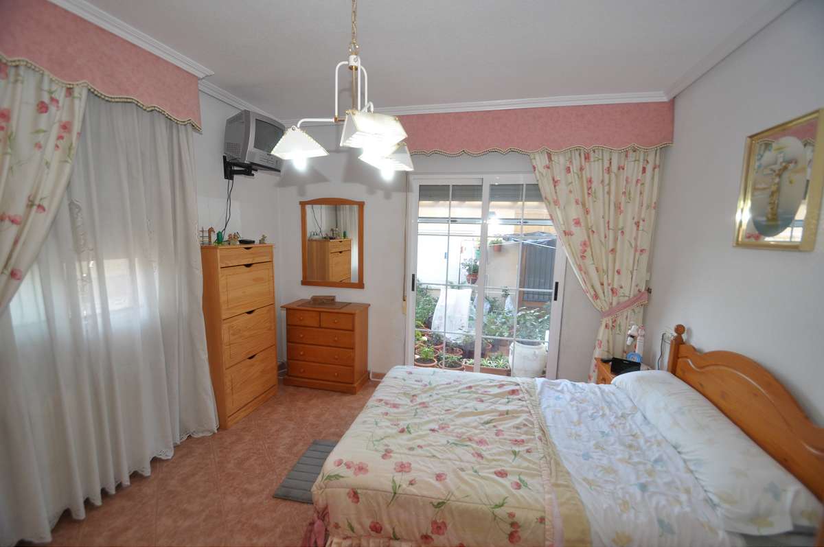 Villetta a schiera a Pinoso, Alicante, Spagna 4 camere da letto,  N° 116397