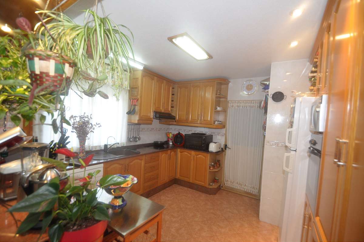 Villetta a schiera a Pinoso, Alicante, Spagna 4 camere da letto,  N° 116397