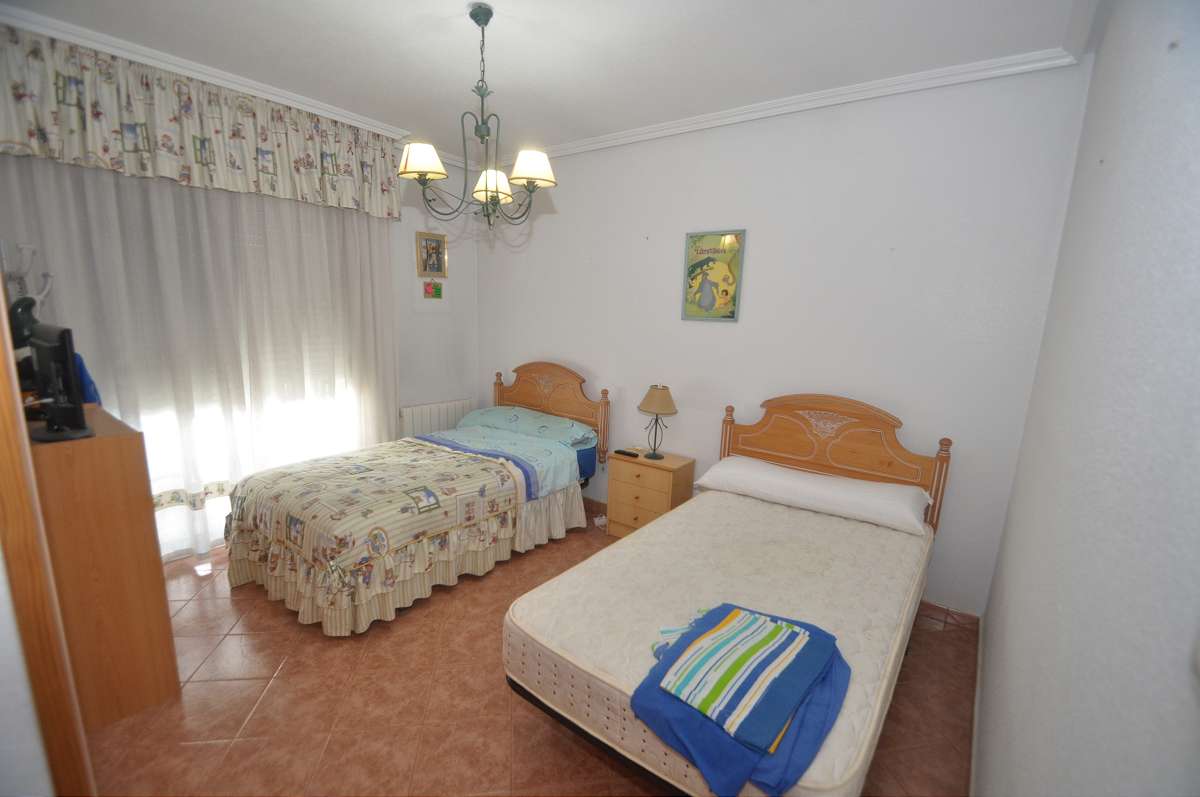 Villetta a schiera a Pinoso, Alicante, Spagna 4 camere da letto,  N° 116397