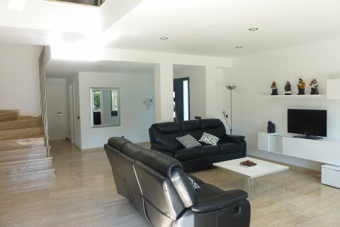 Talo S'Agaro, Girona, Espanja 4 makuuhuonetta, 400 m2 No. 22461