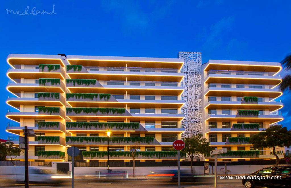 Apartment in Fuengirola, Malaga, Spain 3 bedrooms, 92.77 sq.m. No. 104650