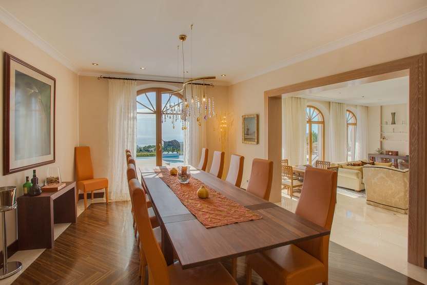 Hus i Platja D'aro, Girona, Spanien 6 sovrum, 520 kvm. Nr. 22798