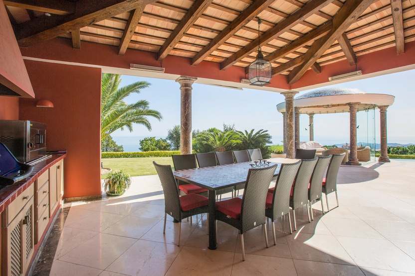 Hus i Platja D'aro, Girona, Spanien 6 sovrum, 520 kvm. Nr. 22798