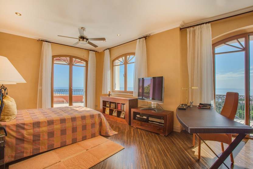 Hus i Platja D'aro, Girona, Spanien 6 sovrum, 520 kvm. Nr. 22798
