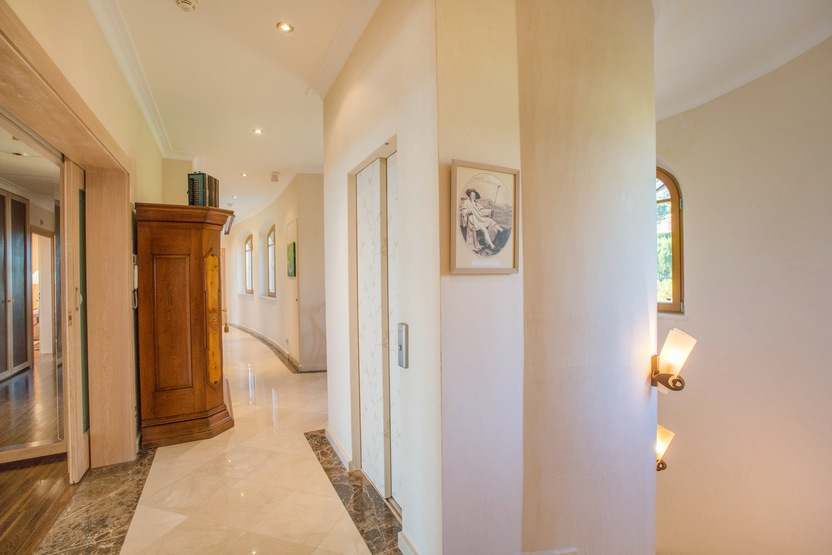Hus i Platja D'aro, Girona, Spanien 6 sovrum, 520 kvm. Nr. 22798